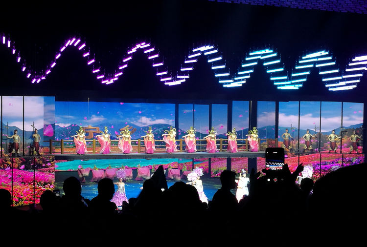 abpay爱博钱包官网特种陶瓷有限公司举行2019年炭河古城一日游