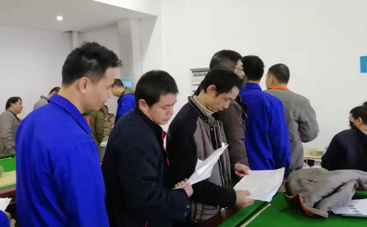 关爱员工预防职业病，，我们在行动